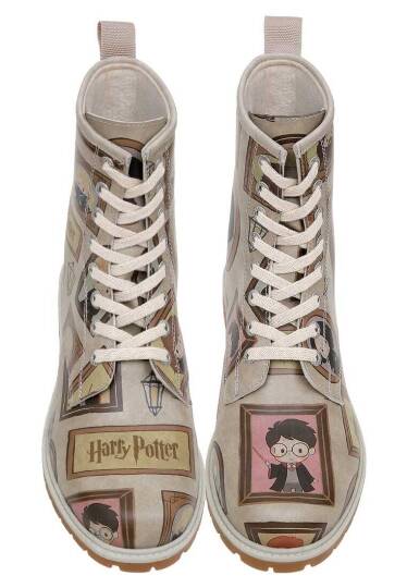 Kadın Vegan Deri Bej Uzun Bot - Warner Bros Harry Potter Frames-of-Hogwarts Tasarım