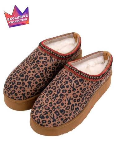 Women Vegan Leather Brown Plush Slippers - Looney Tunes Leopard Looney Tasarım