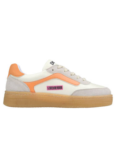 Women Vegan Leather White Sneakers - Warner Bros Looney Tunes Bugs Bunny Hop into Nature Tasarım - 3